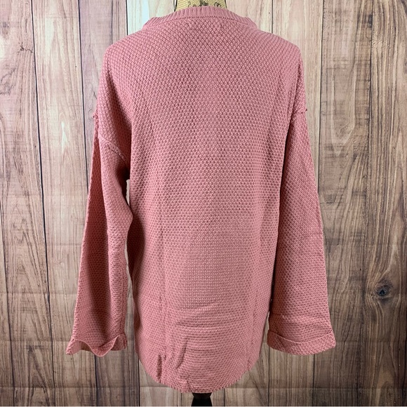 Carpetcom women’s size medium pink knit sweater NWT - Picture 7 of 9